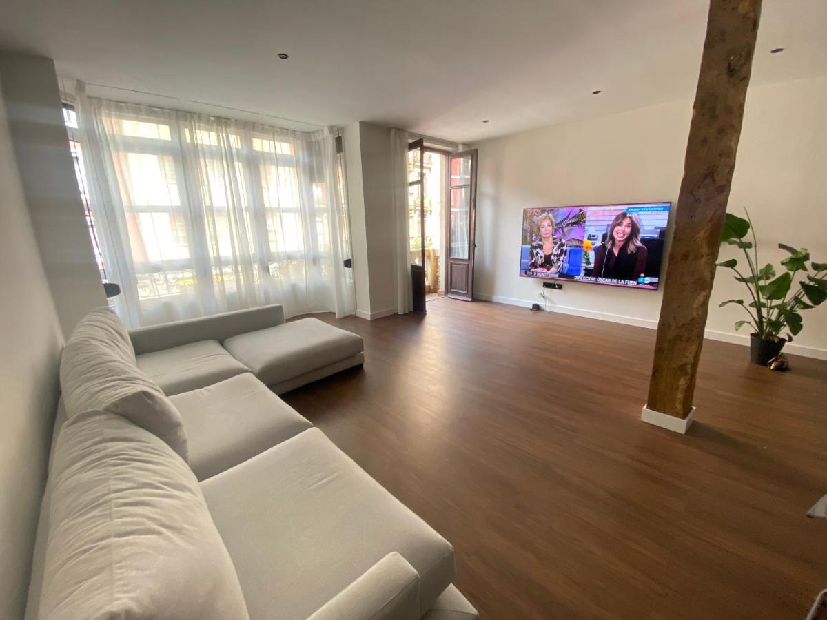 Bilbao Center Apartament Bagian luar foto